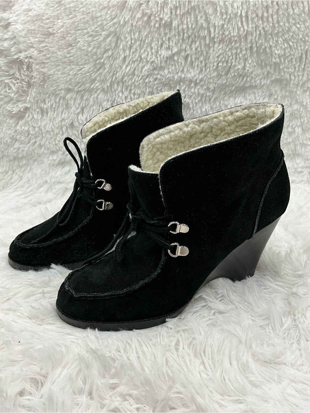 Michael Kors Ankle Boots Size 8 Black Suede Faux Shearling Lining Wedge